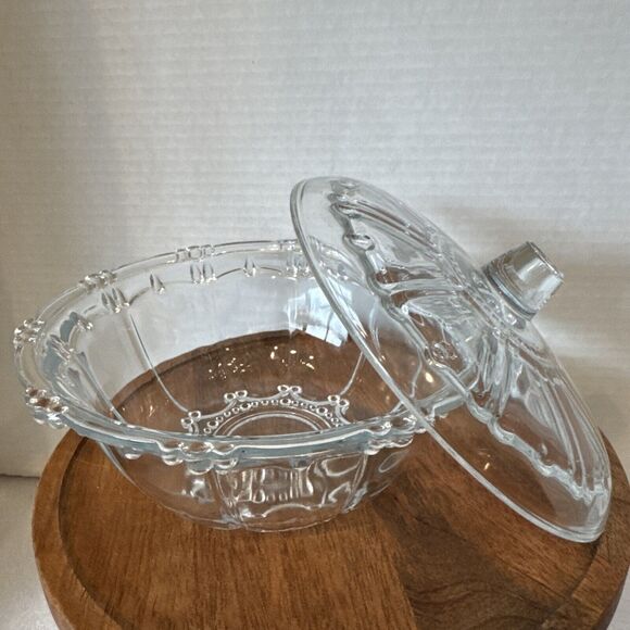 Vintage KIG Indonesia Clear Glass Candy Dish With Lid - Picture 4 of 7